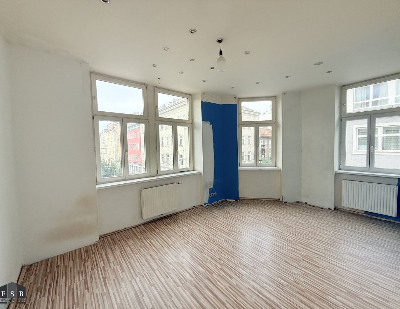 SMARTE 3,5 Zimmer Wohnung nahe Yppenplatz & Brunnenarkt - SANIERUNGSBEDÜRFTIG