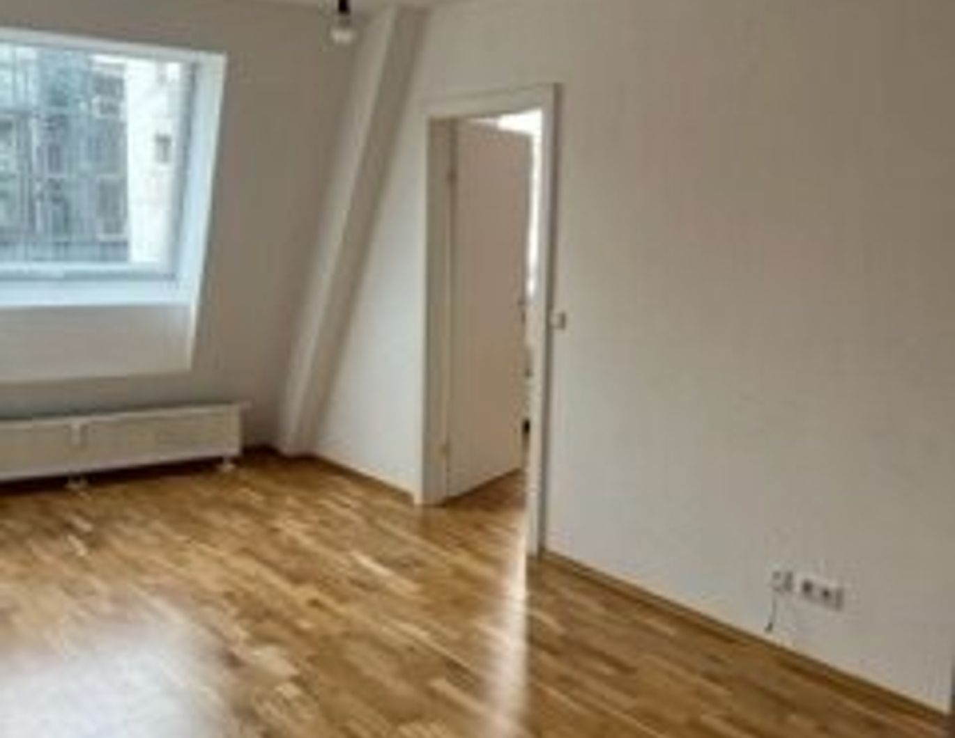 Lichtdurchflutete 3 Zimmerwohnung mit Schlossbergblick, schöne Anlegerwohnung im Herzen der Stadt Graz, nähe Südtirolerplatz
