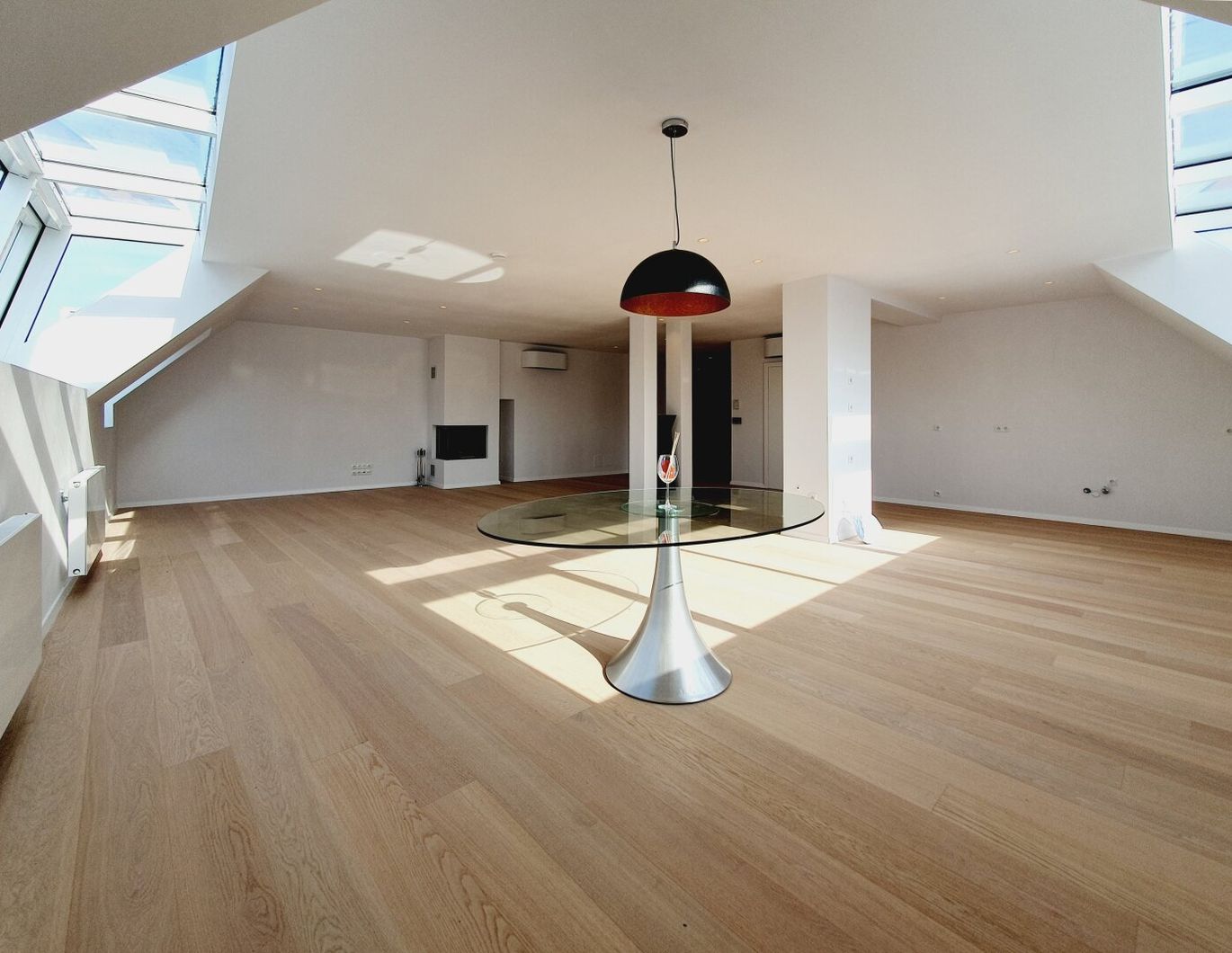Luxuriöse DG-Wohnung in 1030, Erstbezug, Balkon, 4 Zimmer