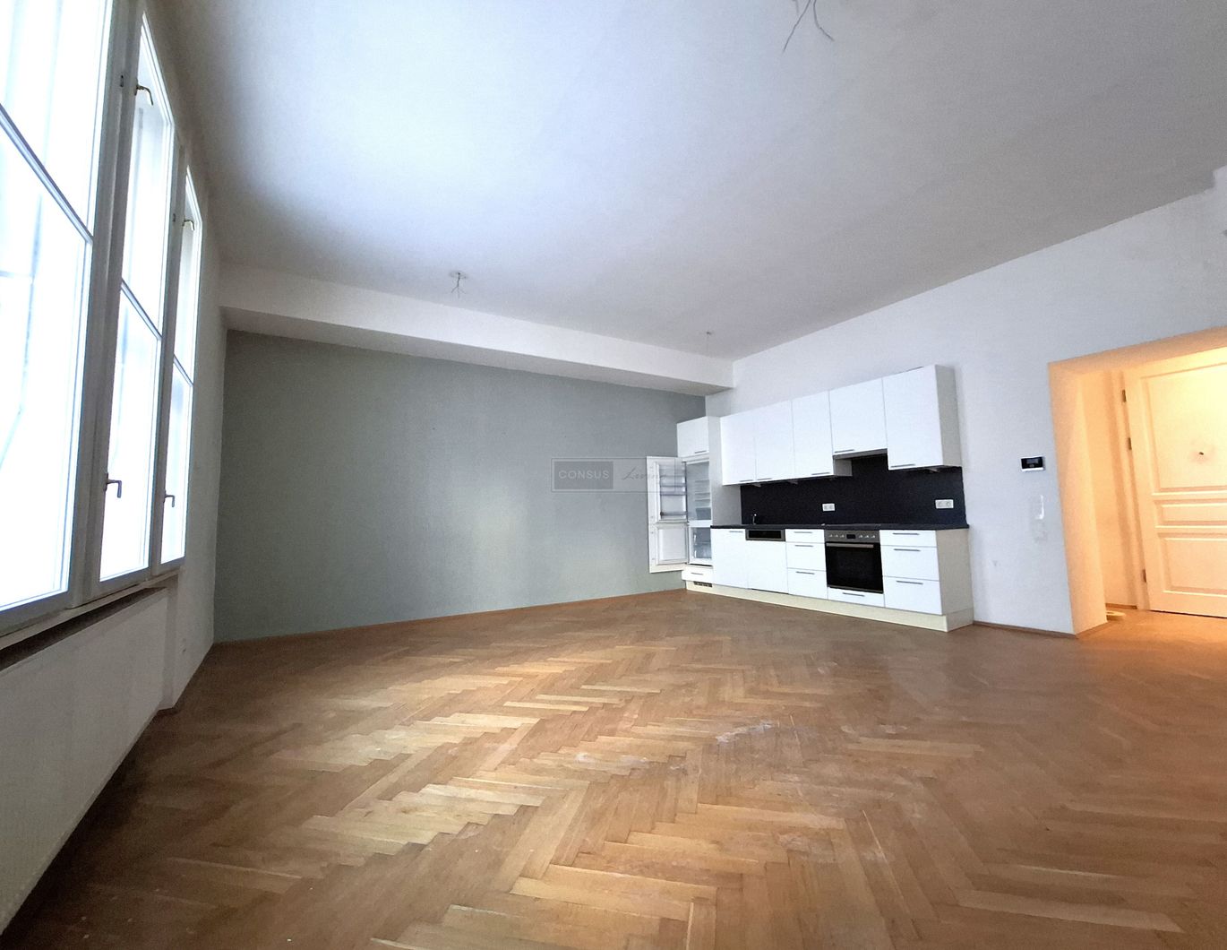 Naschmarkt: Sanierte 2-Zimmer-Altbauwohnung - VIDEO verfügbar!