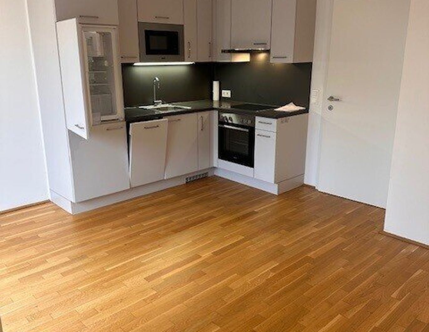 Dachterrassenwohnung 2-Zimmer inkl hochwertiger Markenküche und Kellerabteil / K2-56