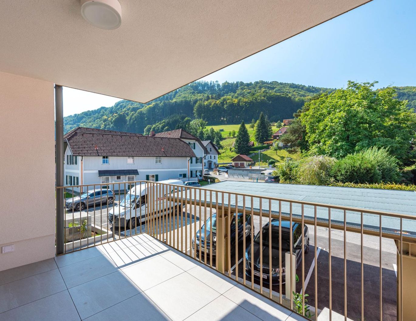 Anleger-Wohnung - 3-Zimmer-Erstbezugswohnung in zentraler Lager