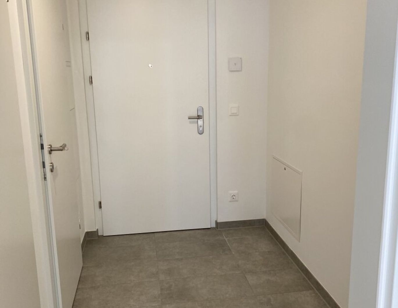 2-Zimmer-Wohnung inkl hochwertiger Markenküche, Balkon Außenfläche und Kellerabteil / K3-39