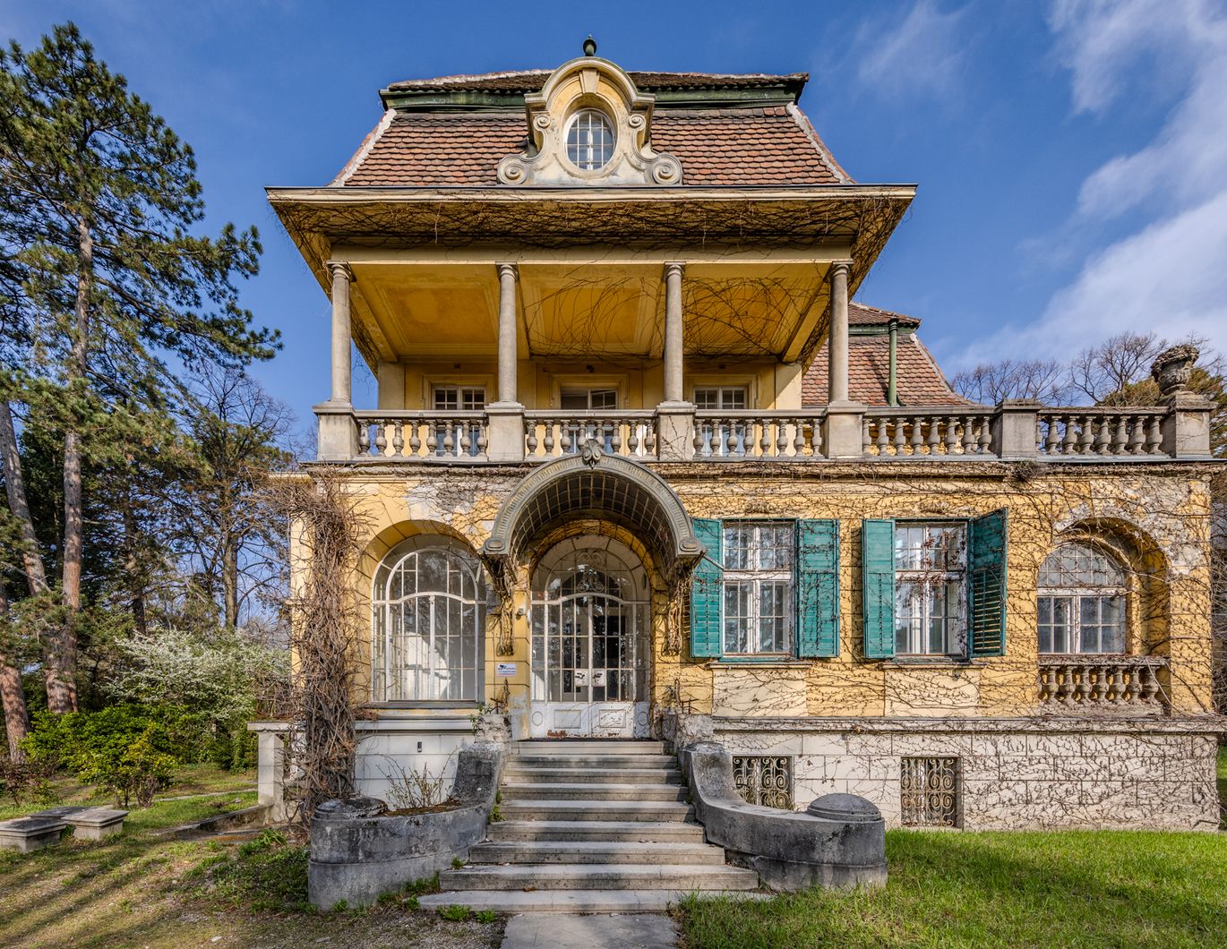 Villa Schapira