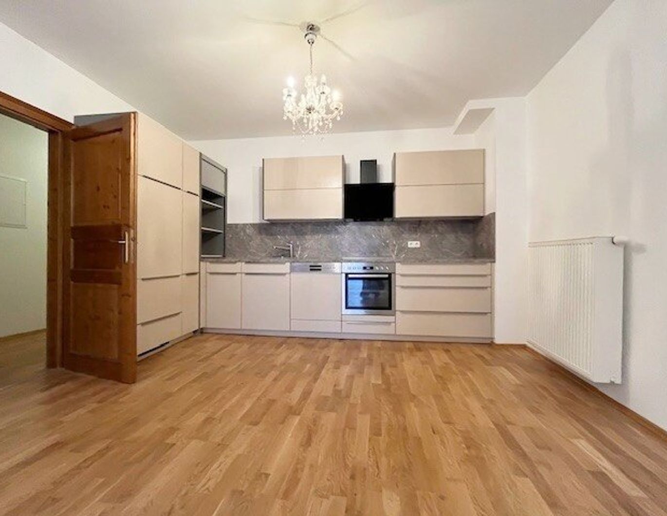 3 ZIMMERWOHNUNG AM SÜDTIROLERPLATZ