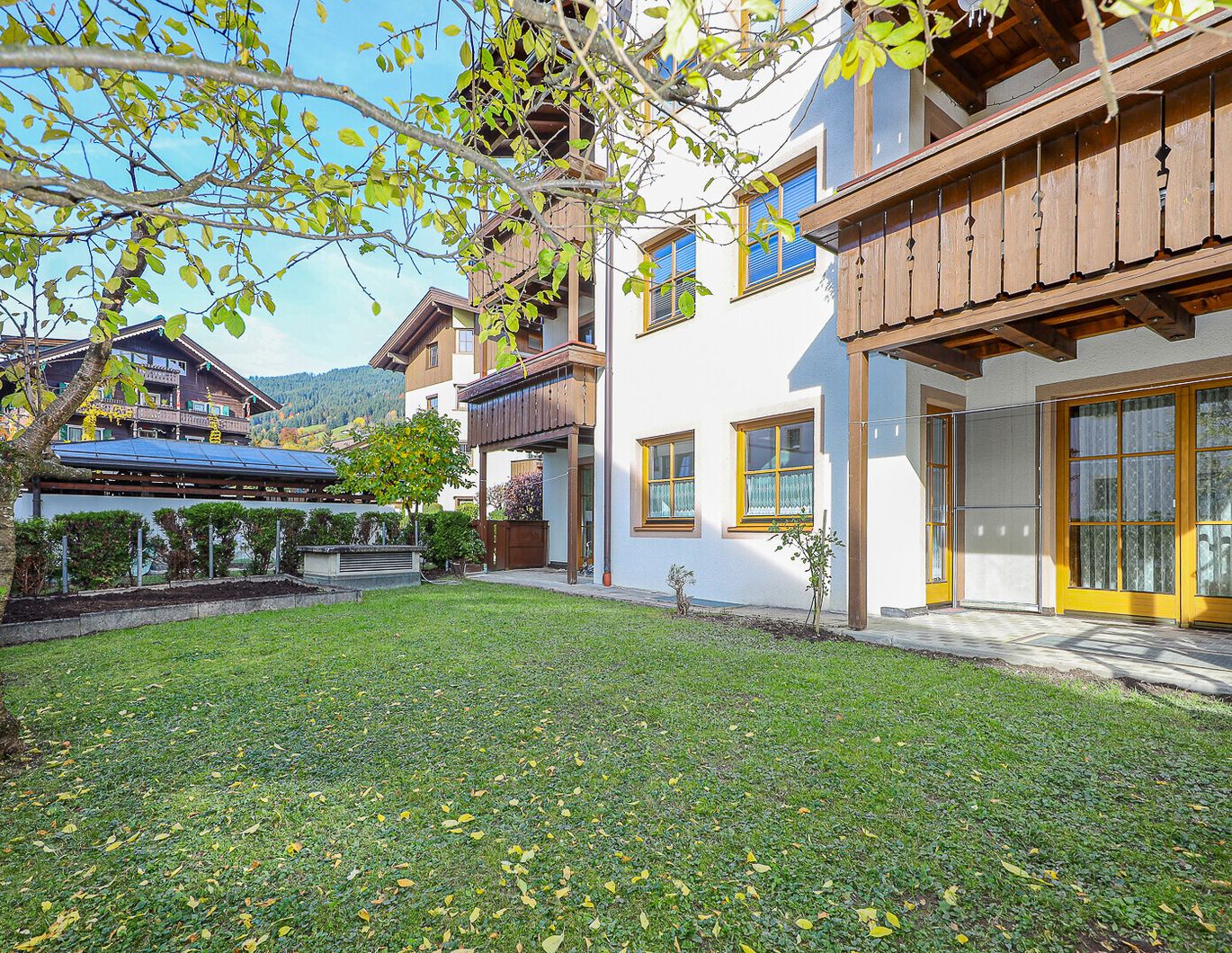 Großzügige Gartenwohnung in zentraler Ruhelage