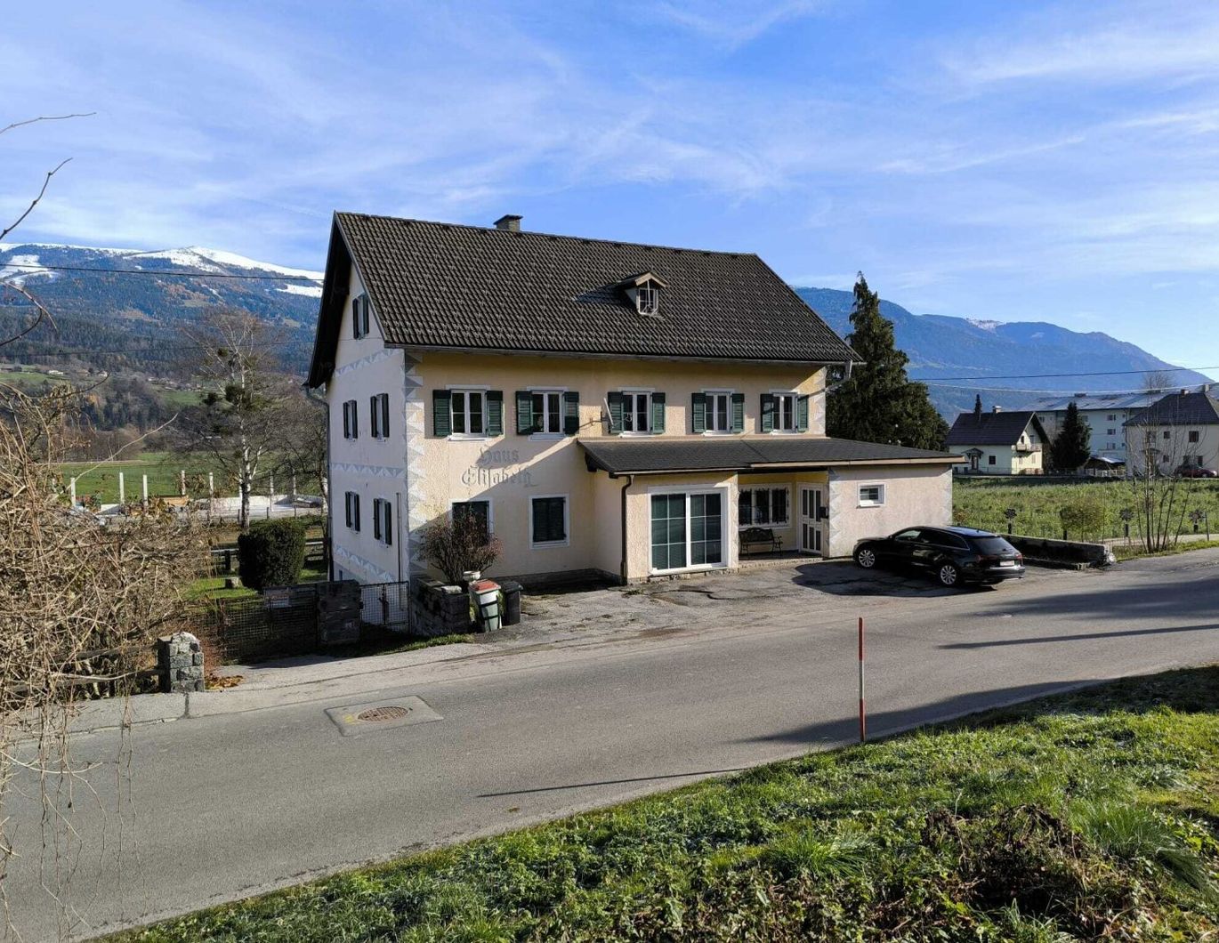 Großzügiges Einfamilienhaus in sonniger Lage zwischen Spittal an der Drau und Villach