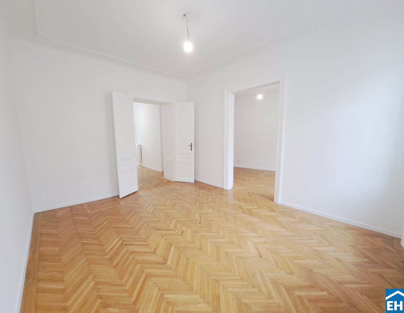 2 Zimmer-Altbauwohnung mit separater Küche Nähe Türkenschanzpark