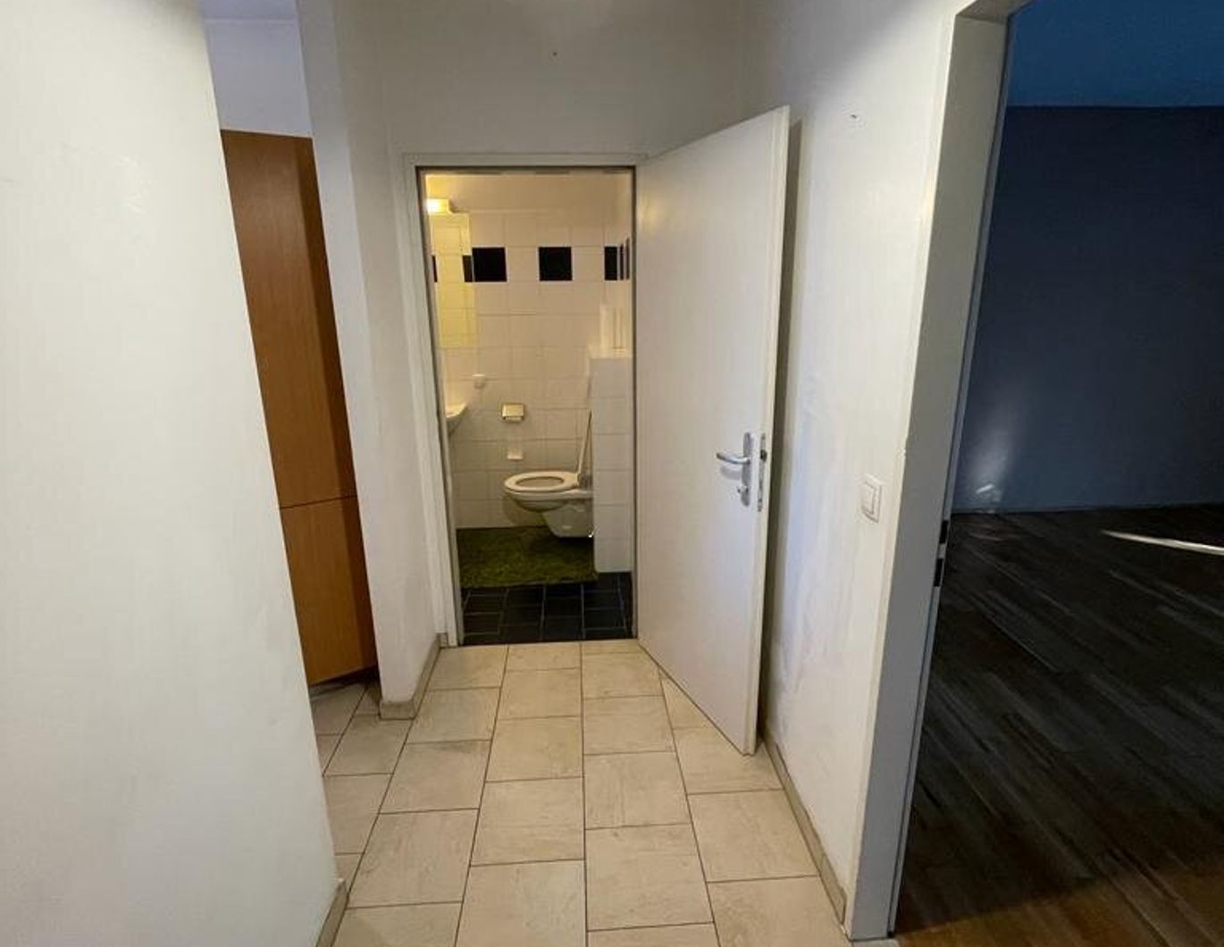 Gemütliche Garconniere mit Balkon gegenüber TU!