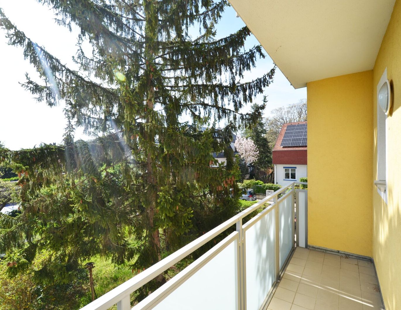 CHRISTOPH CHROMECEK IMMOBILIEN - PERCHTOLDSDORF - Ruhige 2-Zimmer mit Balkon nahe dem Zentrum!