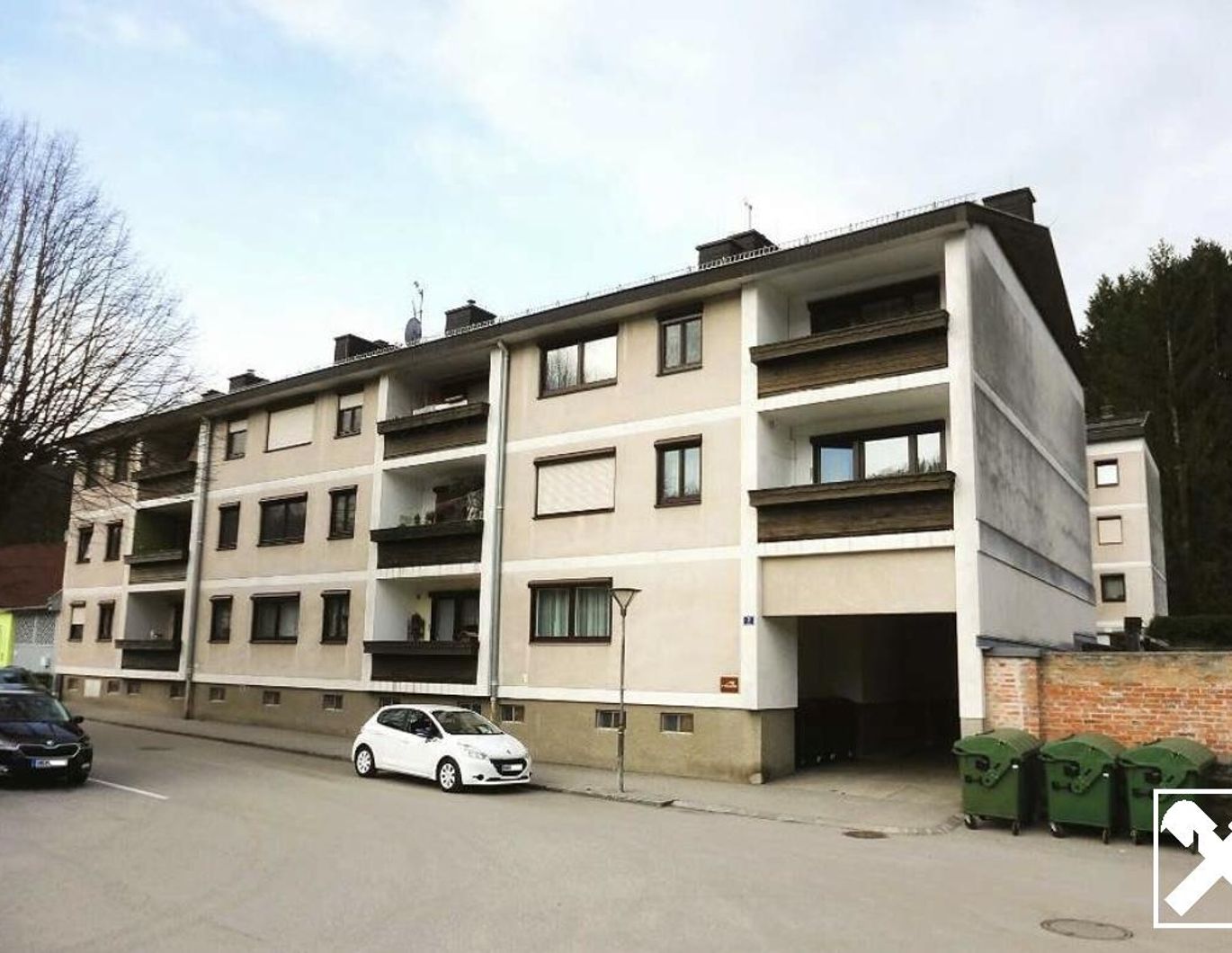 MIETE - HELLE DREIZIMMERWOHUNG IN RUHIGER LAGE!