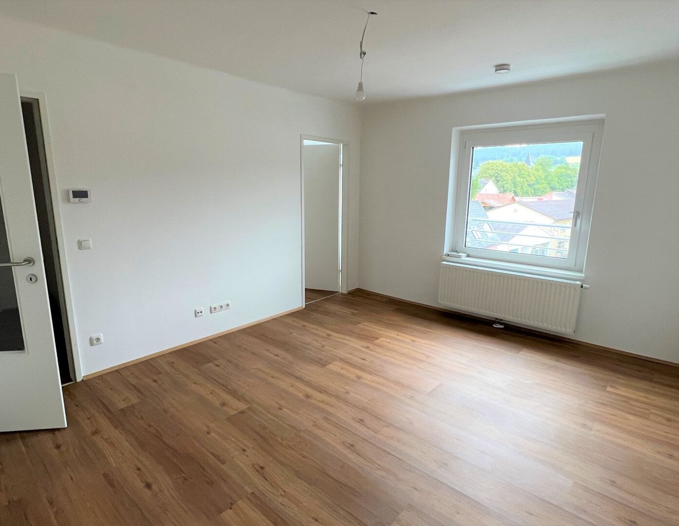 Nette 2 Zimmer Wohnung im 4.OG (ohne Lift)