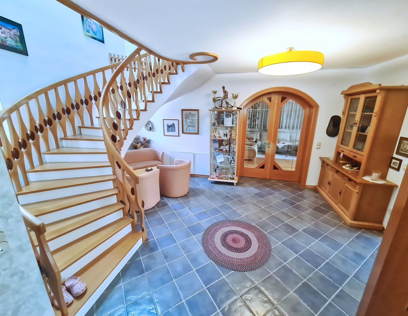 Sehr gepflegtes Wohnhaus mit Pool im Bezirk St. Veit