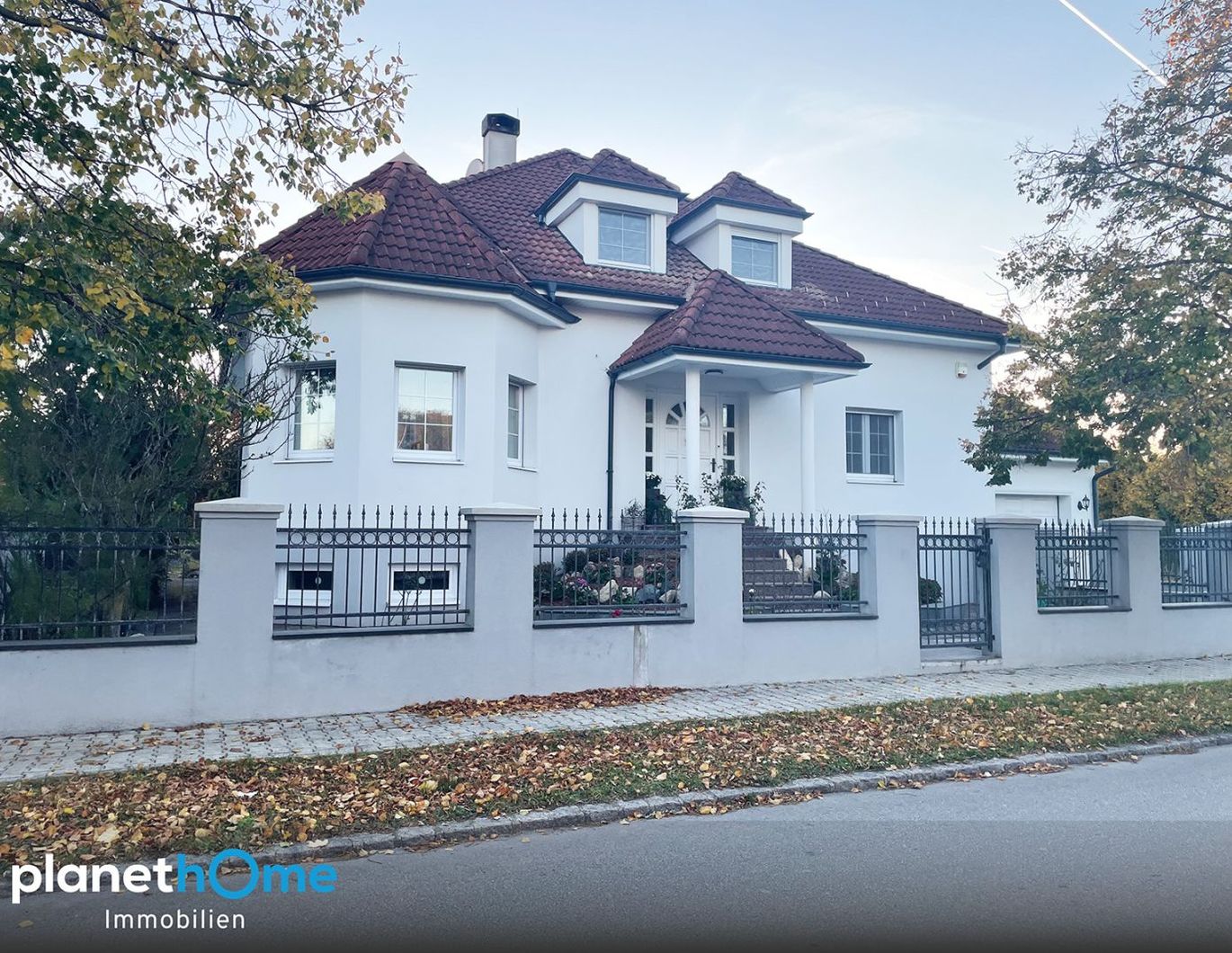 Exklusives Einfamilienhaus mit großzügigem Garten in Parndorf - hochwertig saniert und bezugsfertig