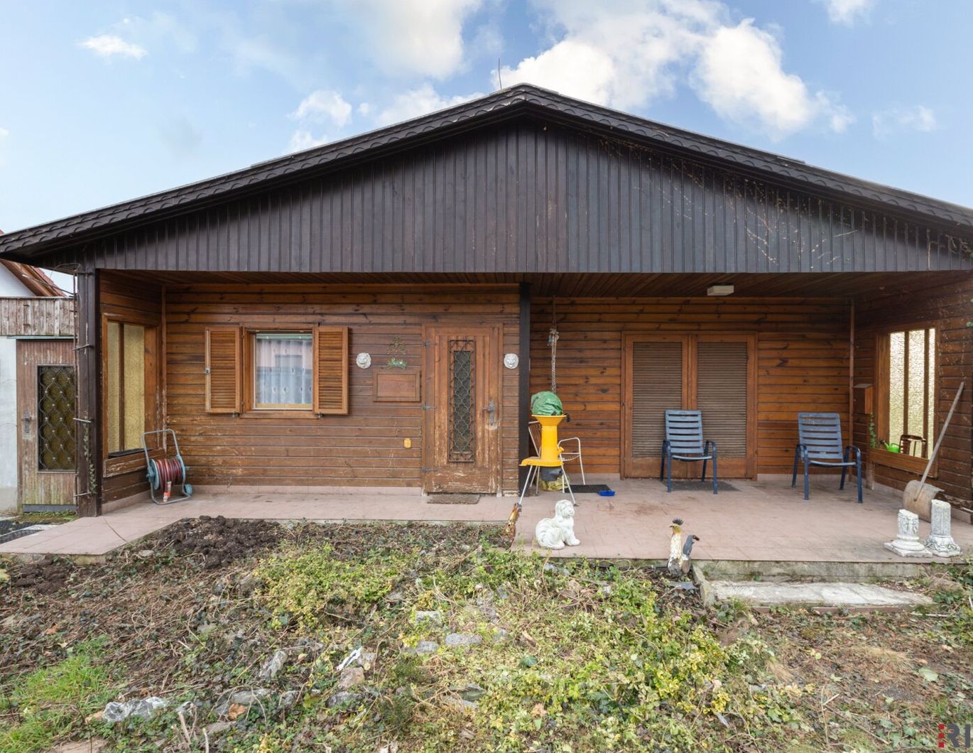 ENTZÜCKENDES WEEKENDHAUS ODER BAUGRUND II SANIERUNGSBEDÜRFTIG II VIEL POTENZIAL II SCHÖNER GARTEN II GARAGE II RUHIGE SIEDLUNGSLAGE II NÄHE FELIXDORF