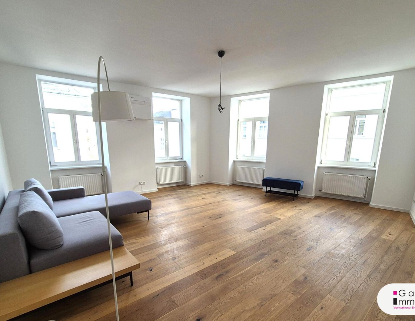 NÄHE U4 - Traumhafte 2-Zimmer-Altbauwohnung - für höchste Ansprüche