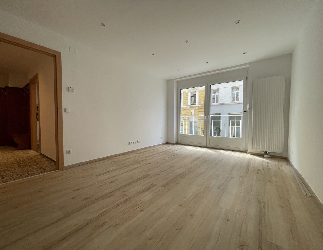 Nächst DONAUKANAL + TOPZUSTAND + noch BEFRISTET vermietet!