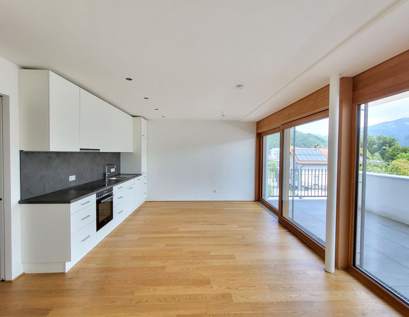 Stilvolle Dachgeschosswohnung mit großzügigem Balkon im Zentrum von Koblach zu verkaufen