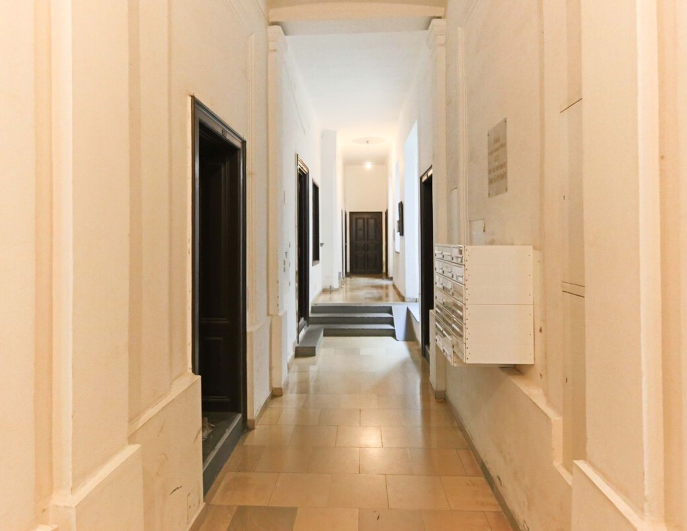 Wunderschön renovierte Altbauwohnung am Kutschkermarkt