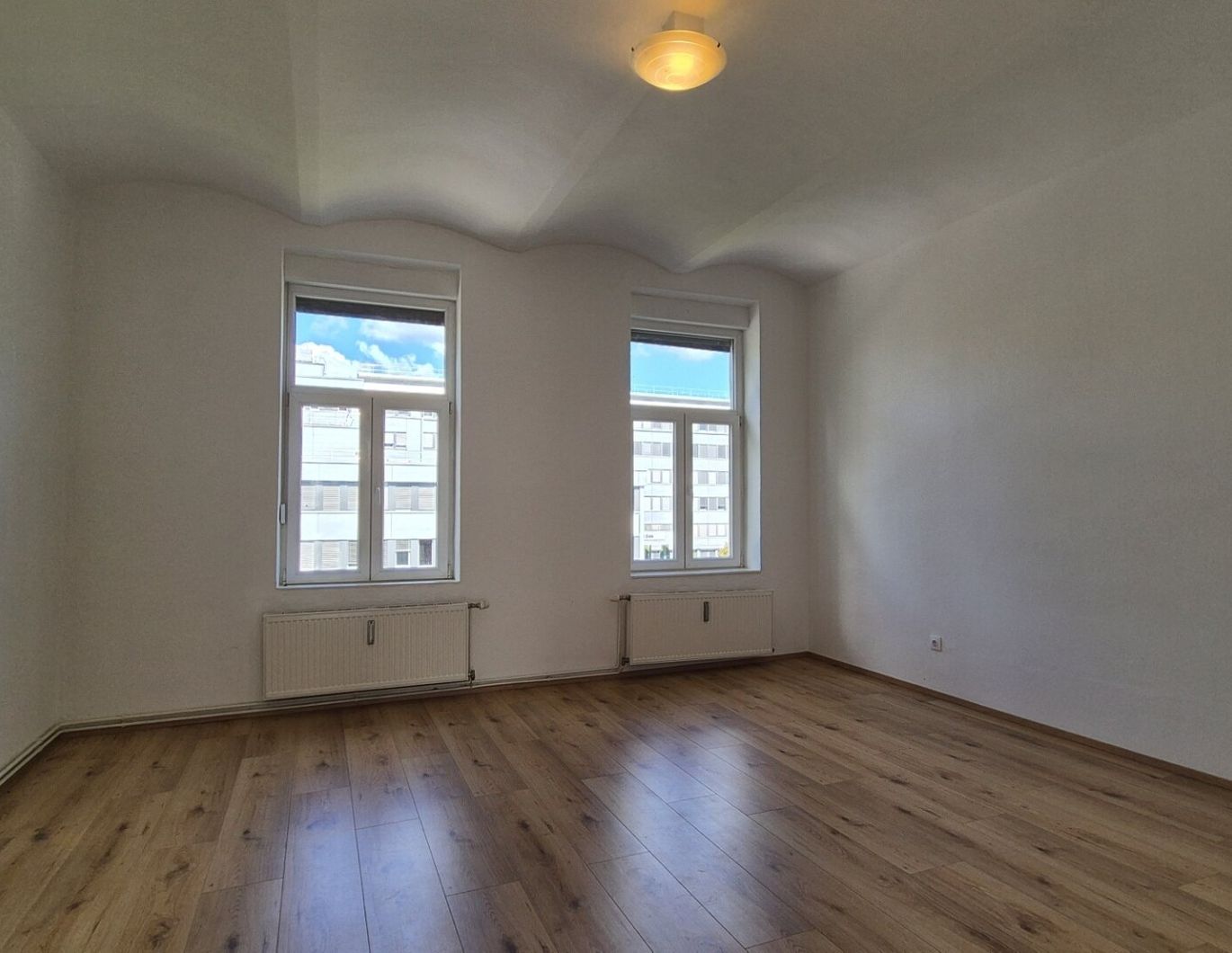 SANIERTE ALTBAUWOHNUNG MIT STIL IN KLAGENFURT AM WÖRTHERSEE! JETZT ZUSCHLAGEN!