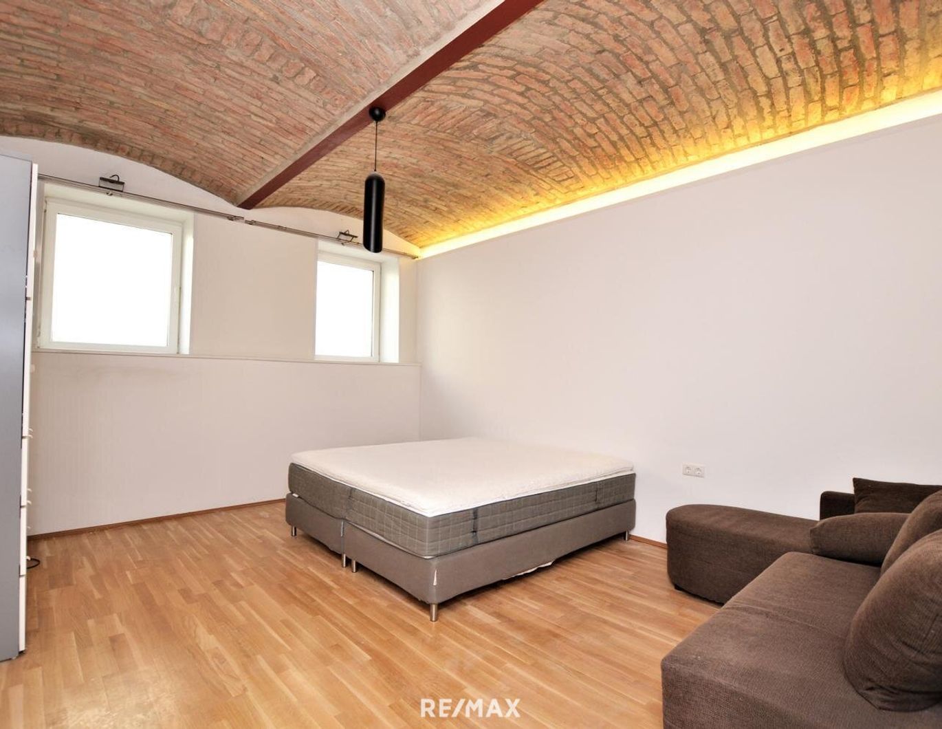 Seltene Gelegenheit - charmanter Altbau: Zwei Wohneinheiten im Herzen von Penzing