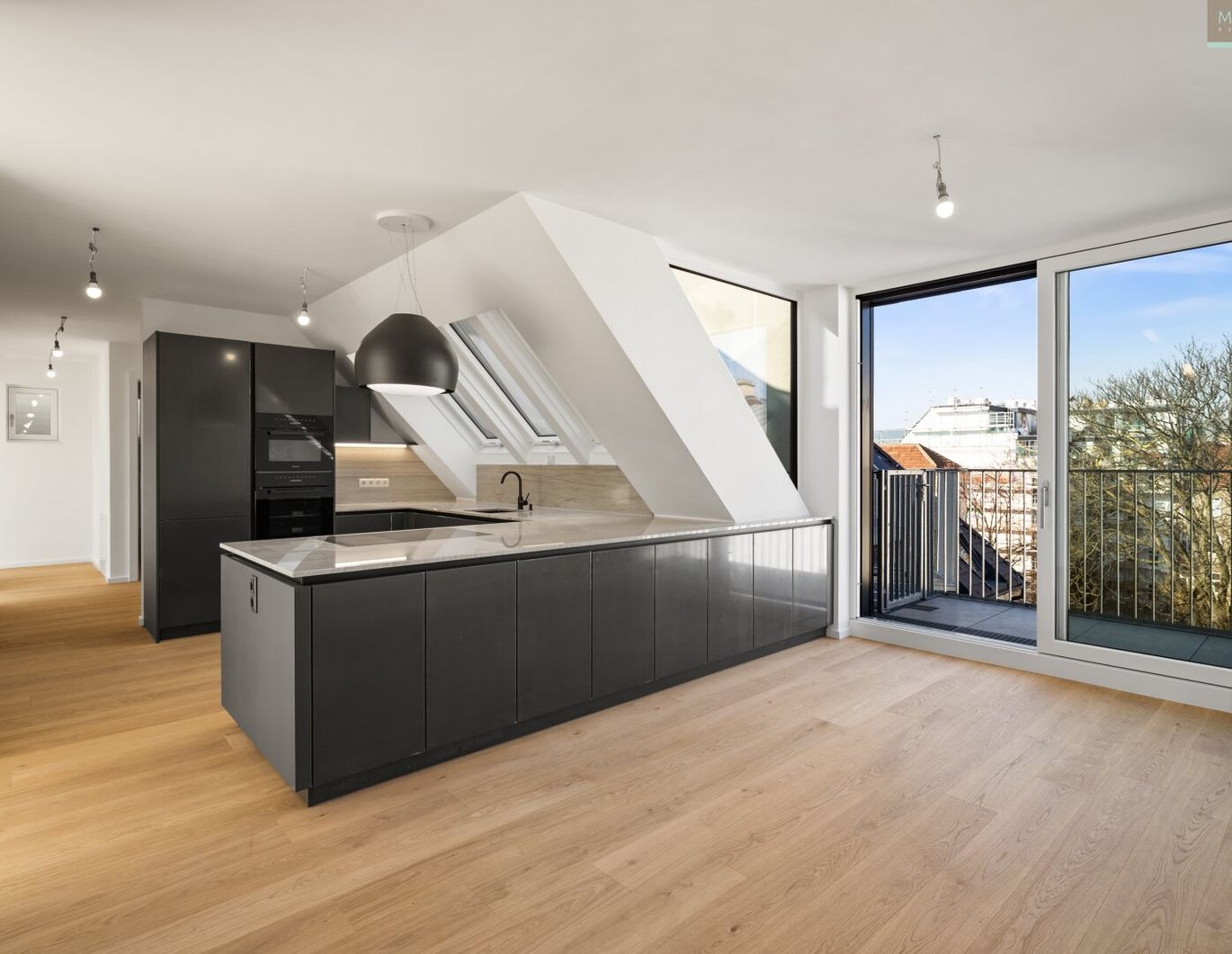 Exklusive 5-Zimmer-Dachgeschoßwohnung mit Liftzugang und Dachterrasse