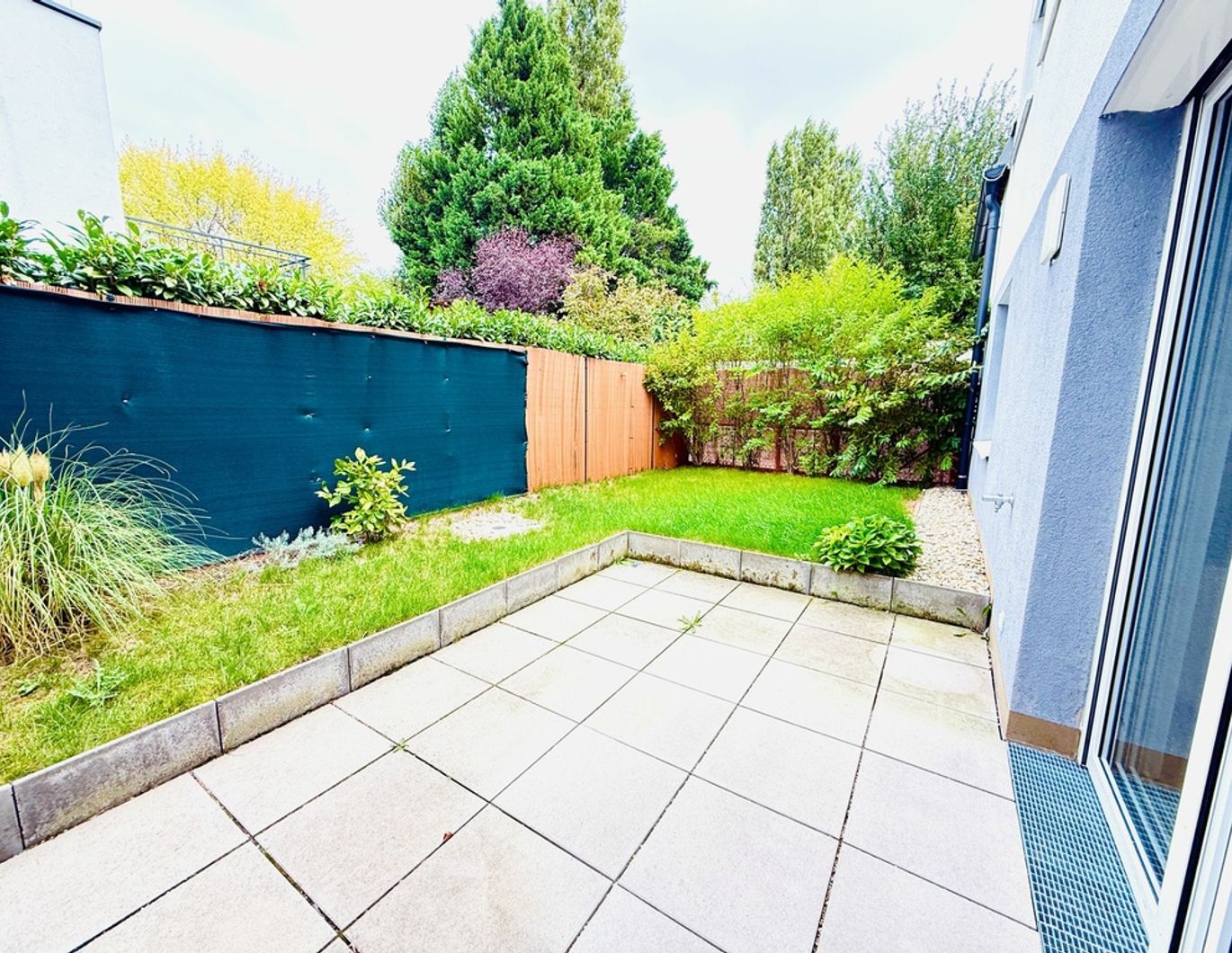 GARTENWOHNUNG | GRÜN | RUHIG | PERFEKTE VERKEHRSANBINDUNG |