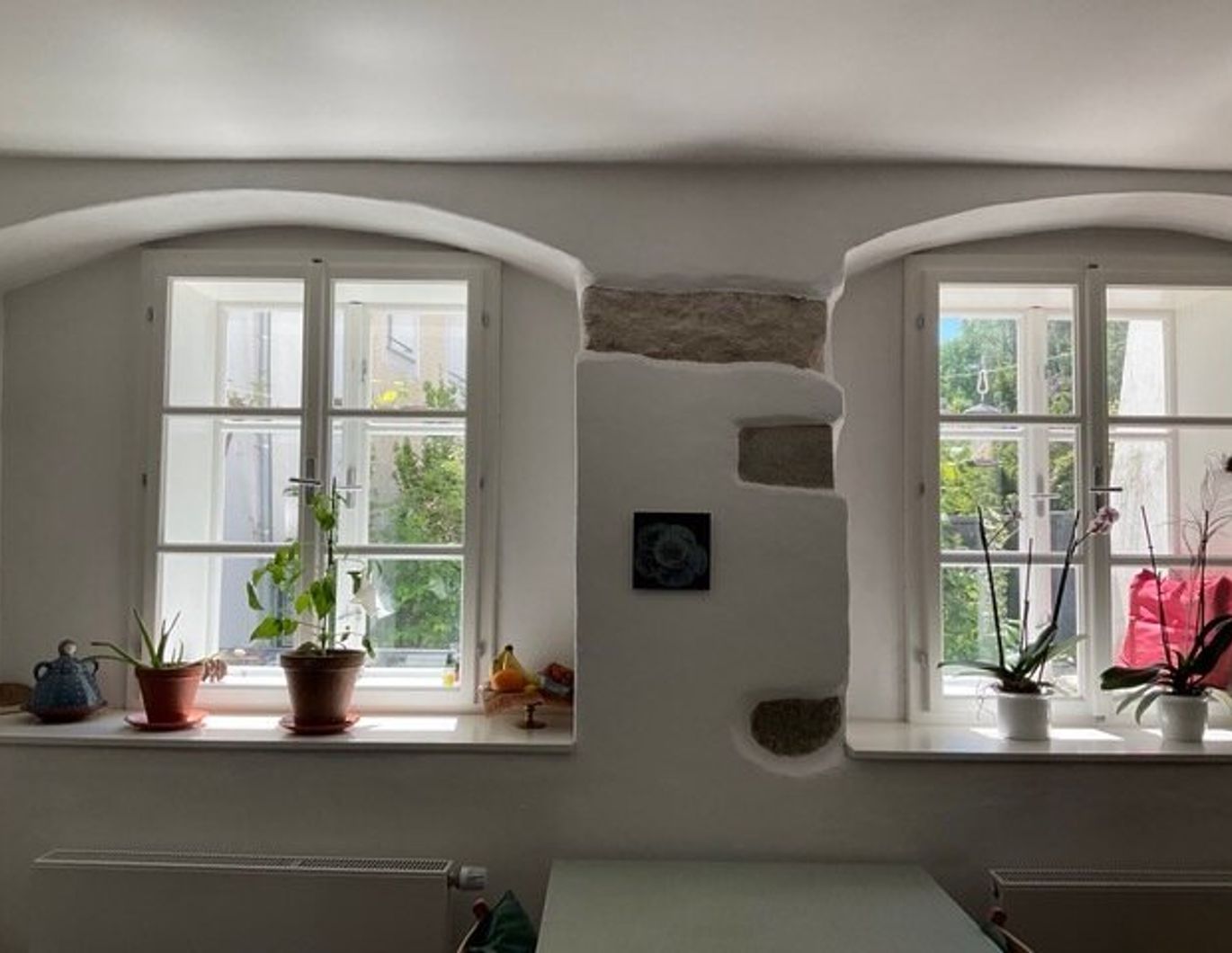 Charmante Altbau-Wohnung mit Loggia und einem Garten