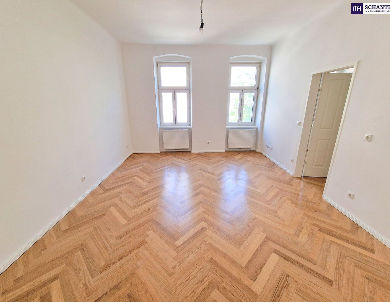 Wohnen mit Flair: Sanierte 2-Zimmer-Altbauwohnung mit hochwertiger Ausstattung, barrierefreiem Zugang und idealer Anbindung ins Stadtzentrum *** Überzeugen Sie sich selbst!