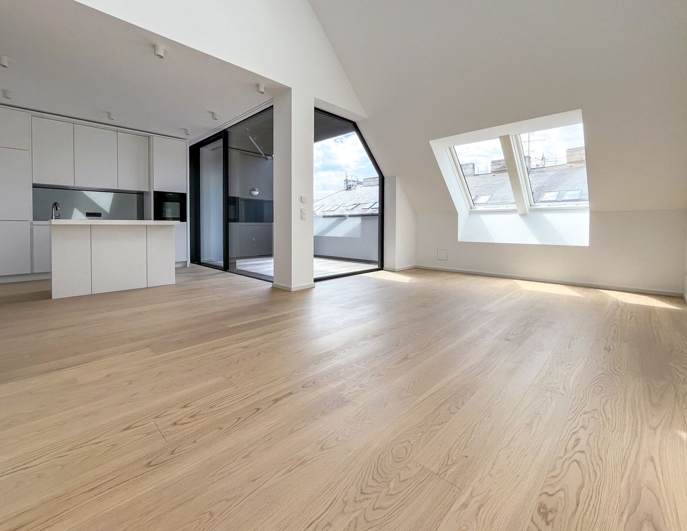 ERSTBEZUG: 4-Zimmer-Dachgeschoß-Maisonette-Wohnung mit 3 Terrassen - zu mieten in 1010 Wien