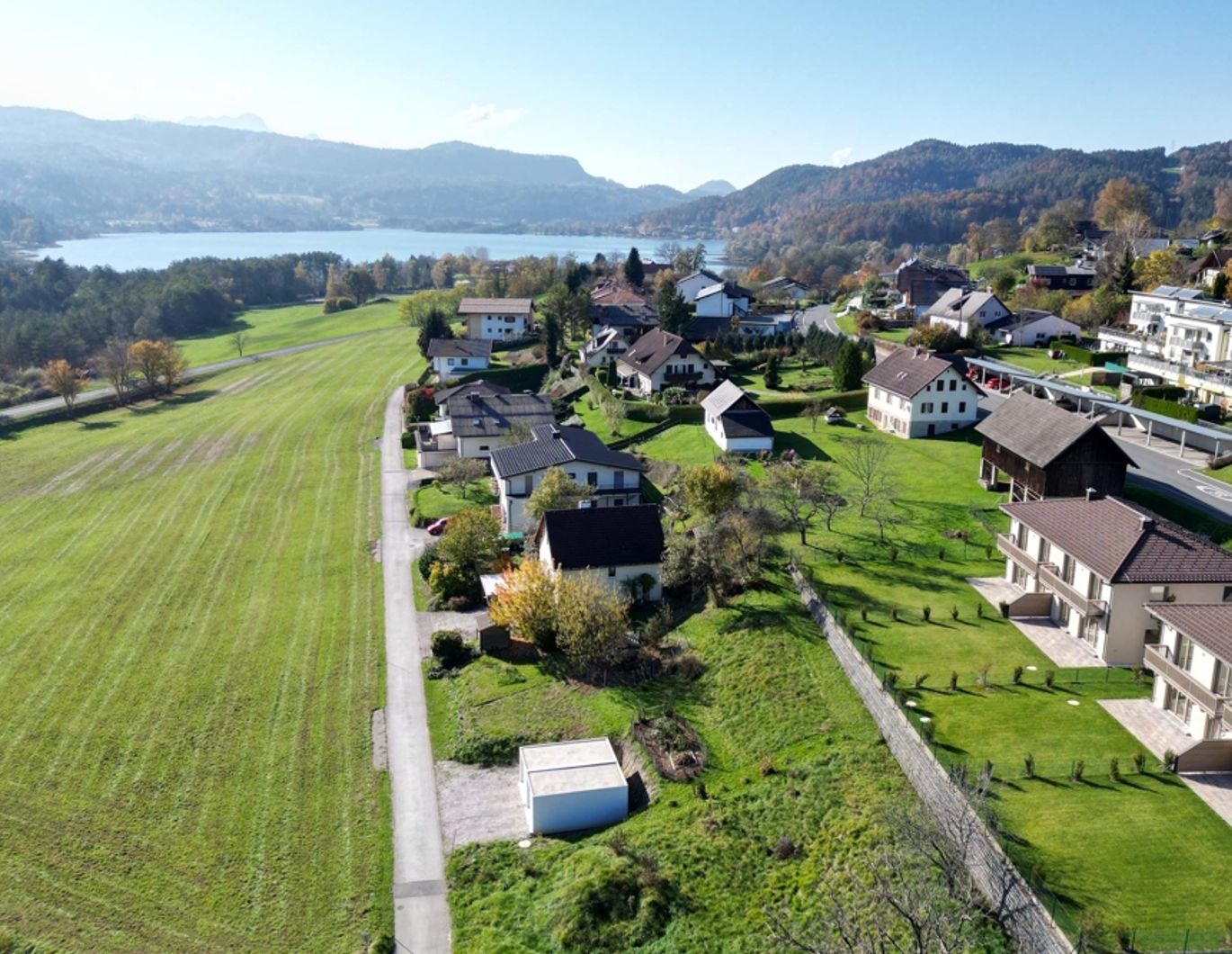 Neubau-Erstbezug: Doppelhaushälften in Naturlage mit Südblick