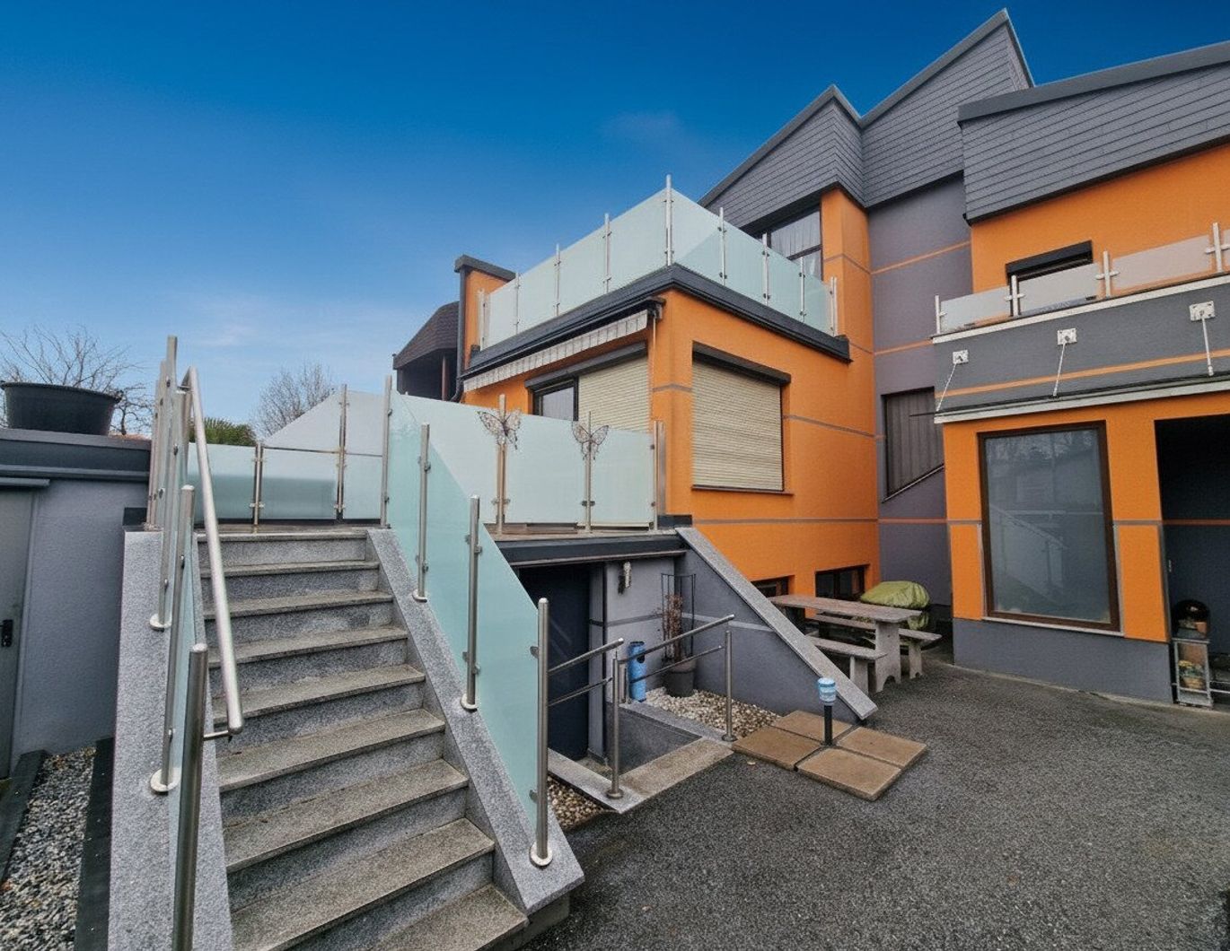 Hochwertiges und gepflegtes Reihenhaus in der beliebten Eschensiedlung in 8530 Deutschlandsberg! Bezug Februar 2026