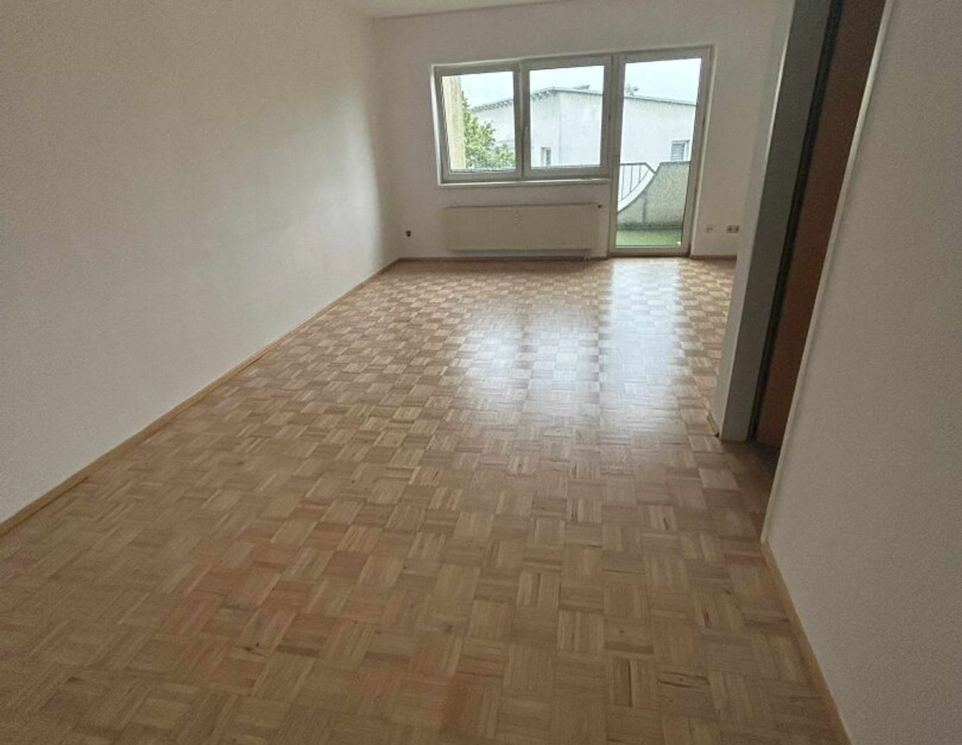 Geräumige 3-Zimmer-Wohnung in Enns mit Loggia und Stellplatz - Ihr neues Zuhause!