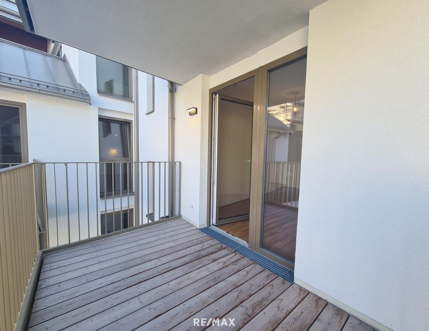 Erstbezug! 2-Zimmer-Wohnung mit Balkon zum Innenhof