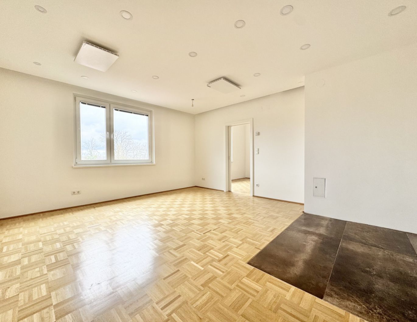 ERSTBEZUG NACH SANIERUNG | HELLE 2 ZIMMER | GRÜN-RUHELAGE