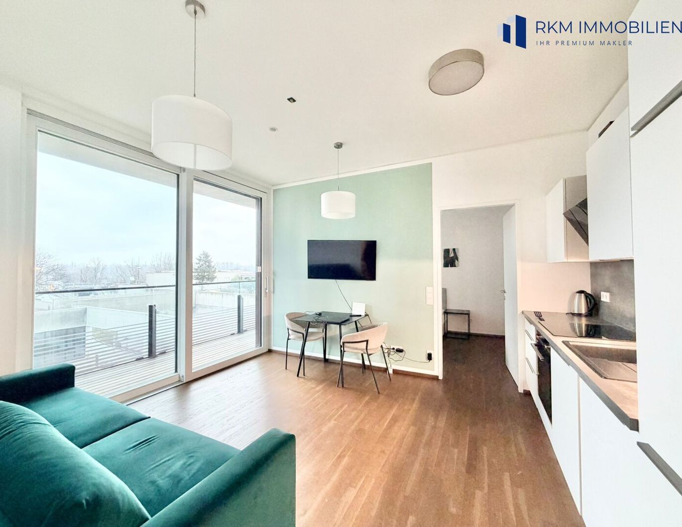 Moderne 2-Zimmer-Wohnung mit Balkon - TrIIIple Wien