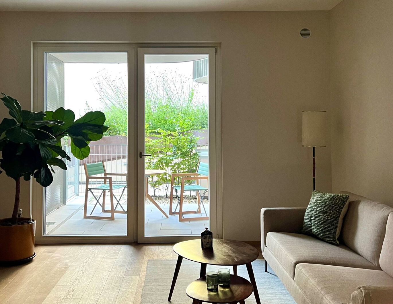 COOL BLEIBEN: GARTENWOHNUNG MIT 2 ZIMMERN