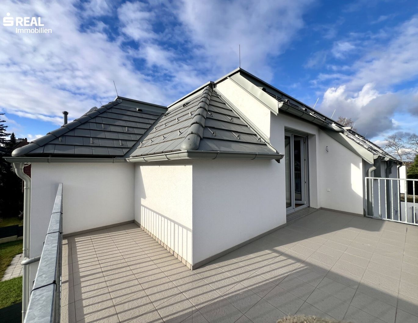 exklusive 4 Zimmer-Terrassenwohnung in Toplage