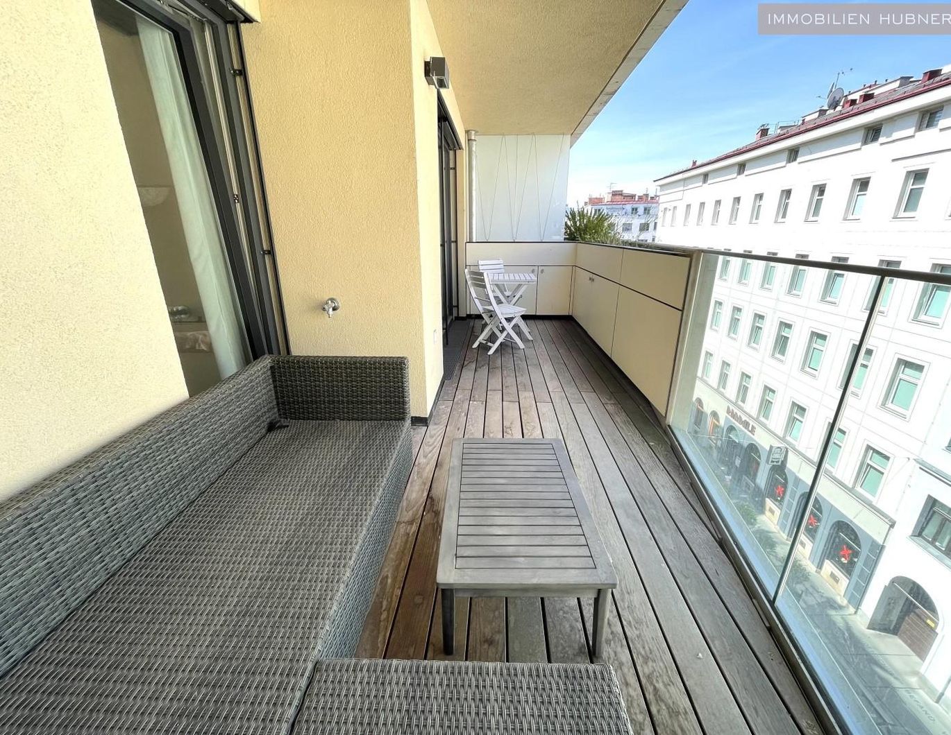 HIGH LEVEL DG-Wohnung mit 14m² WEST-TERRASSE!!!