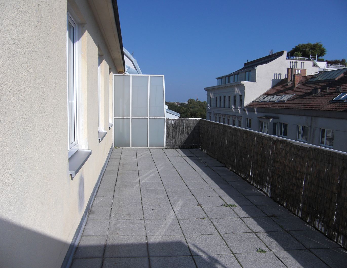 1040 Wien: Rarität am Belvedere - Dachgeschosswohnung mit XL-Südterrasse - Perfekt für Anleger