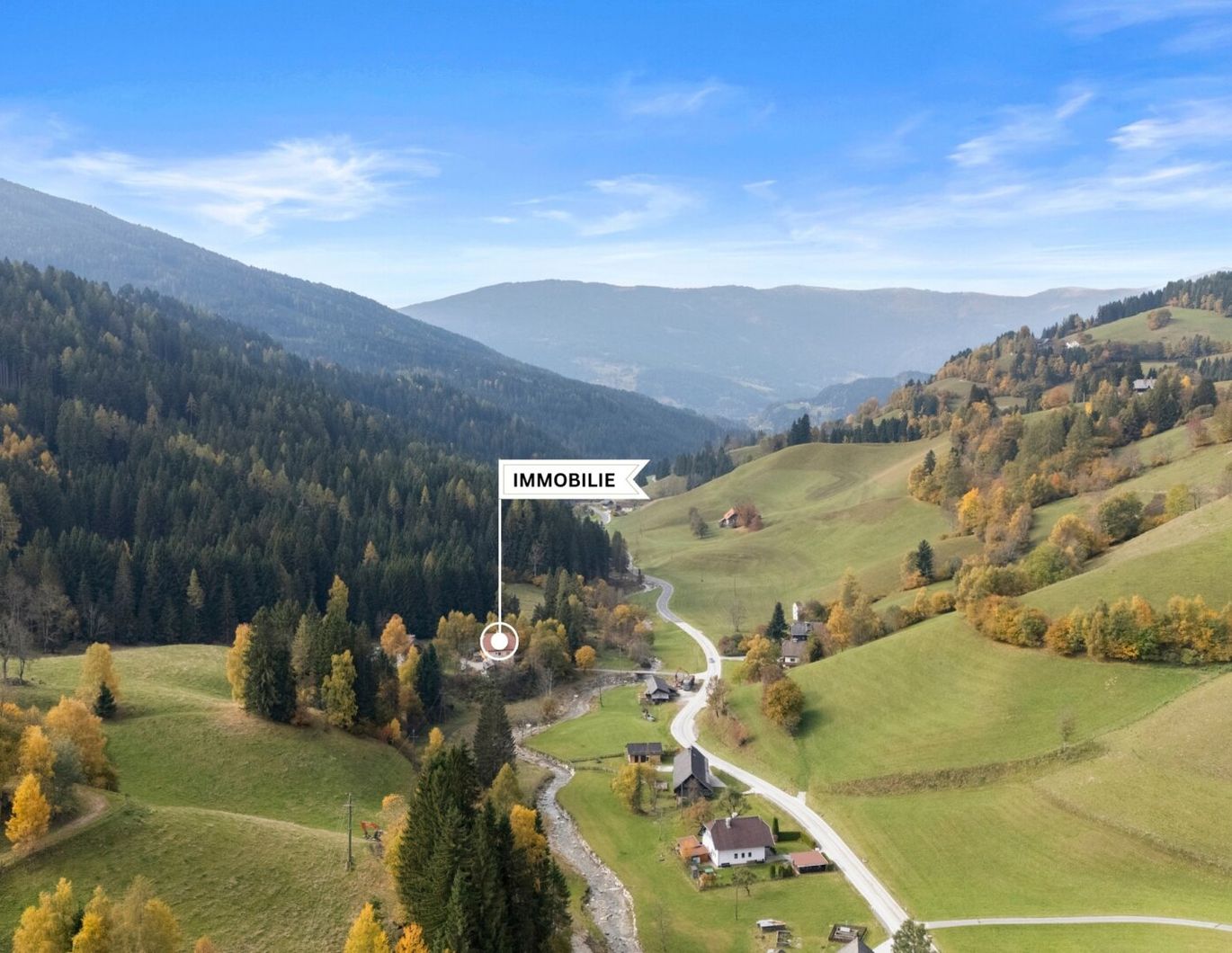 Mitten in der Natur - Wohnen im Herzen Kärntens - Großzügiges Wohnhaus mit drei Wohnungen und vielen Möglichkeiten- auch ideal zur Appartementmietung geeignet.