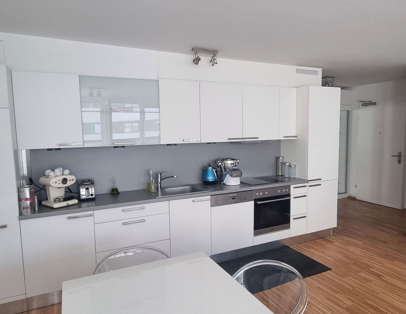 HOCHWERTIGE 3-ZIMMER-WOHNUNG mit optionaler Garage. Provisionsfrei, direkt vom Eigentümer