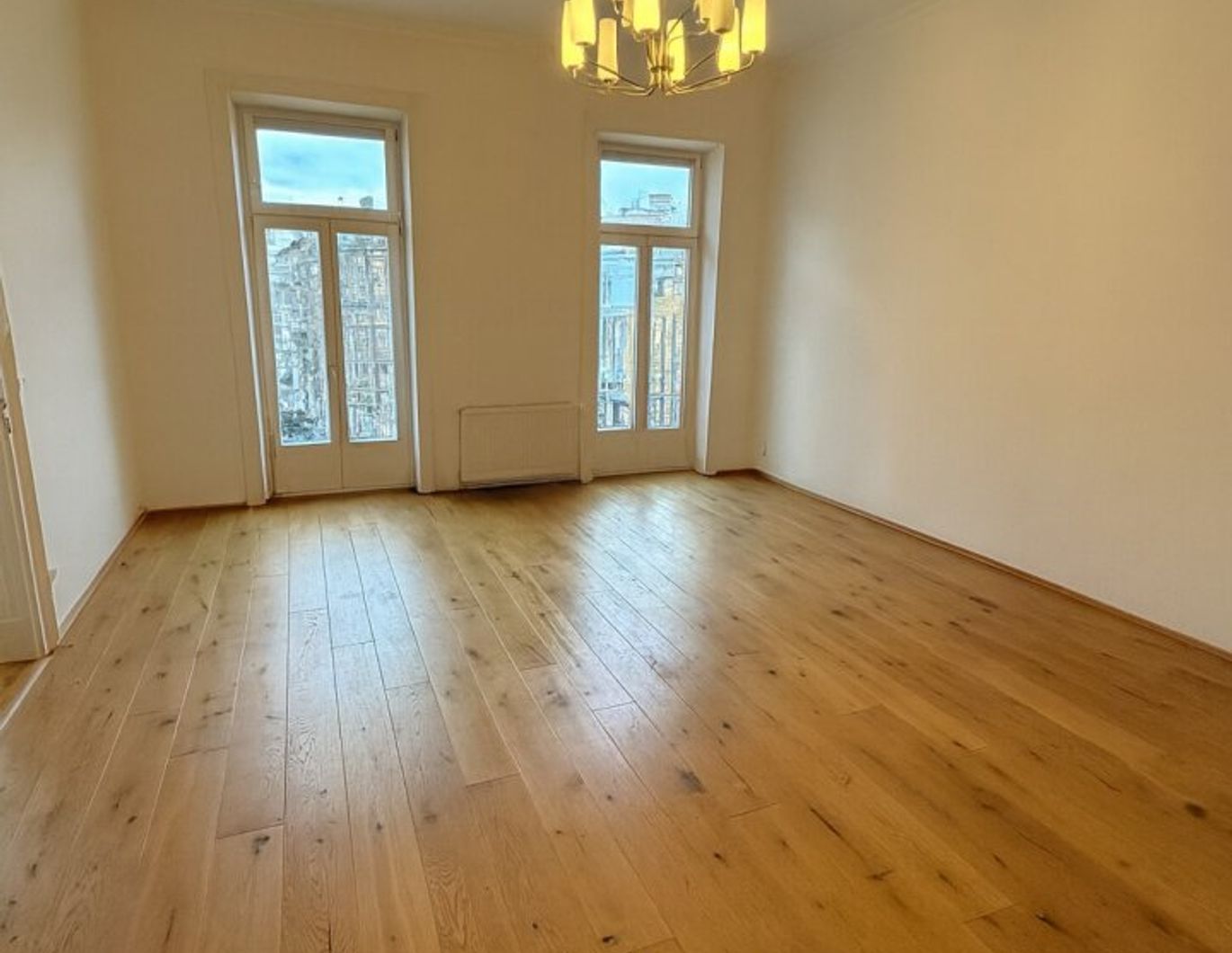 Elegante Altbauwohnung im Herzen des 2. Bezirks