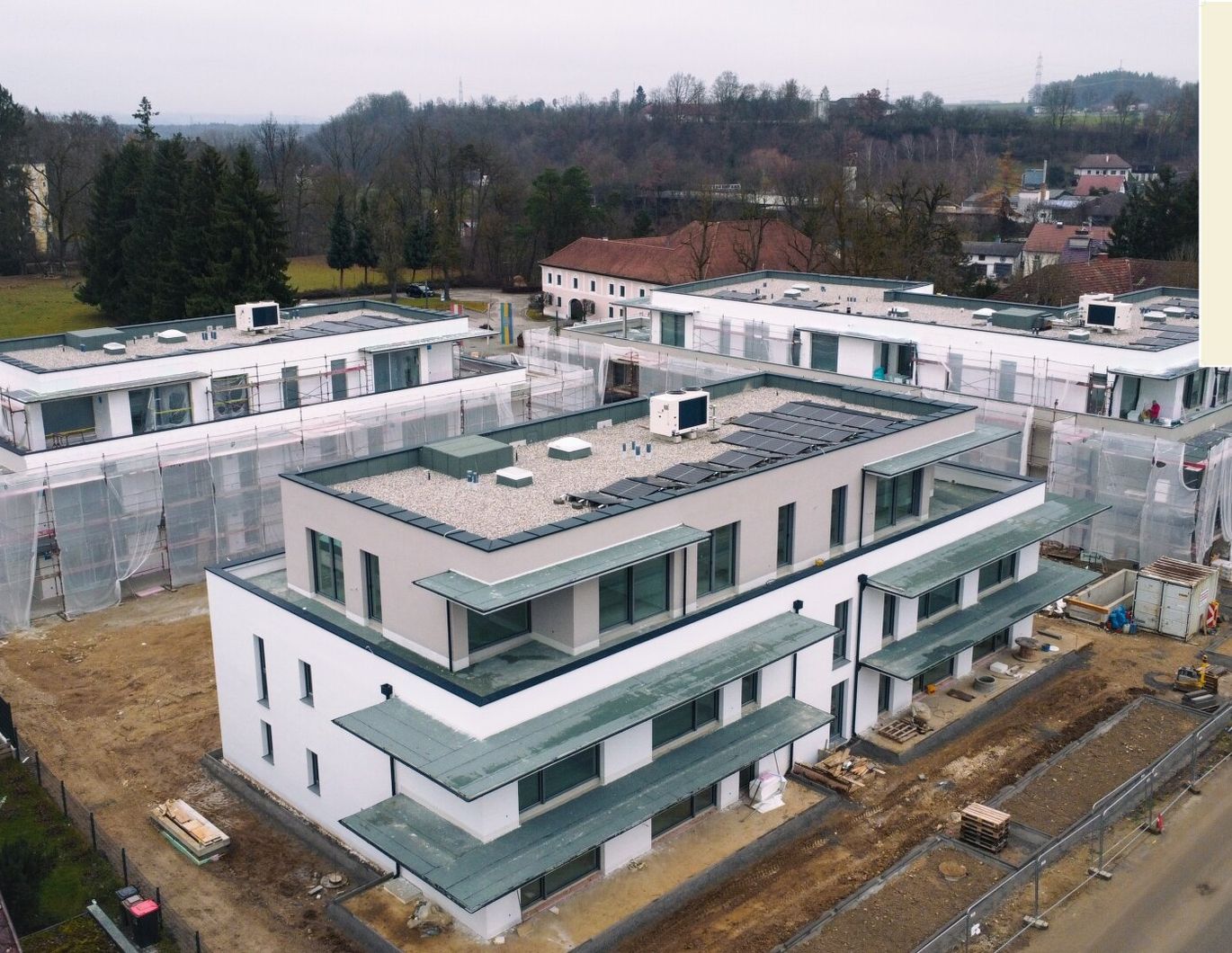 Hochwertige 3-Zimmer-Wohnung mit Echtholz-Parkett und naturverbundener Lage