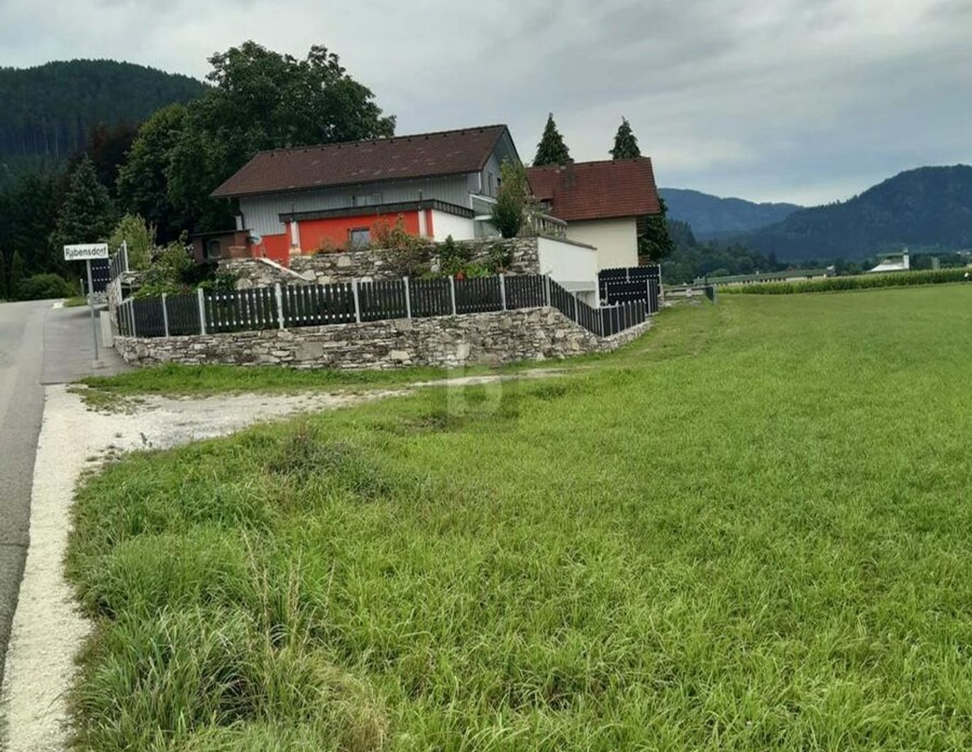 LANDHAUSVILLA MIT WELLNESSOASE