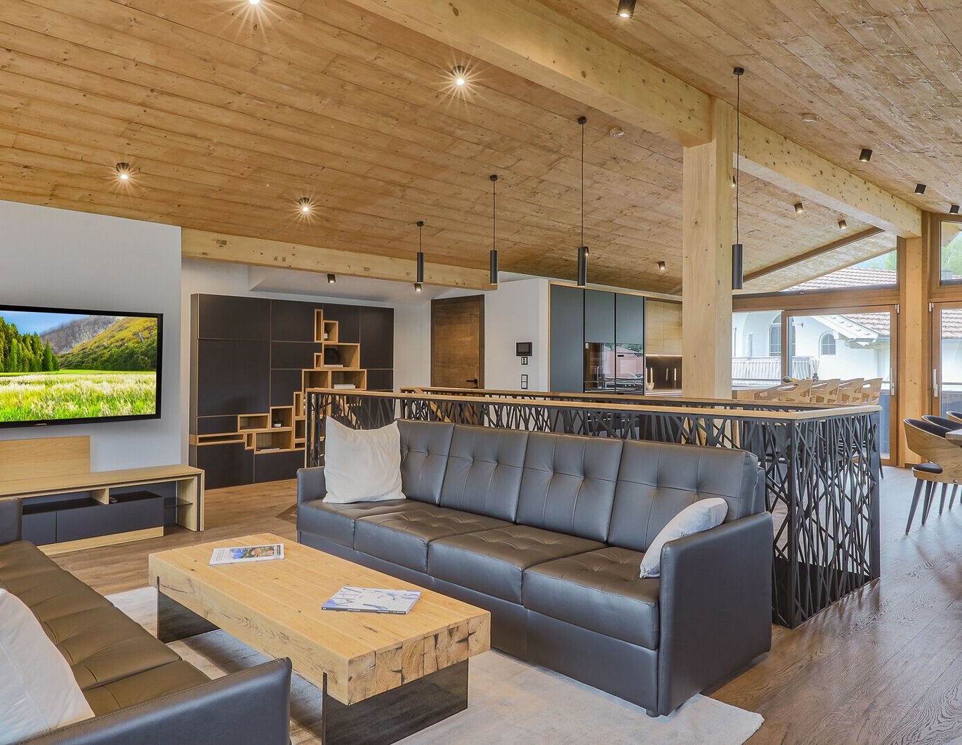 exklusives Neubauchalet in zentraler Ruhelage