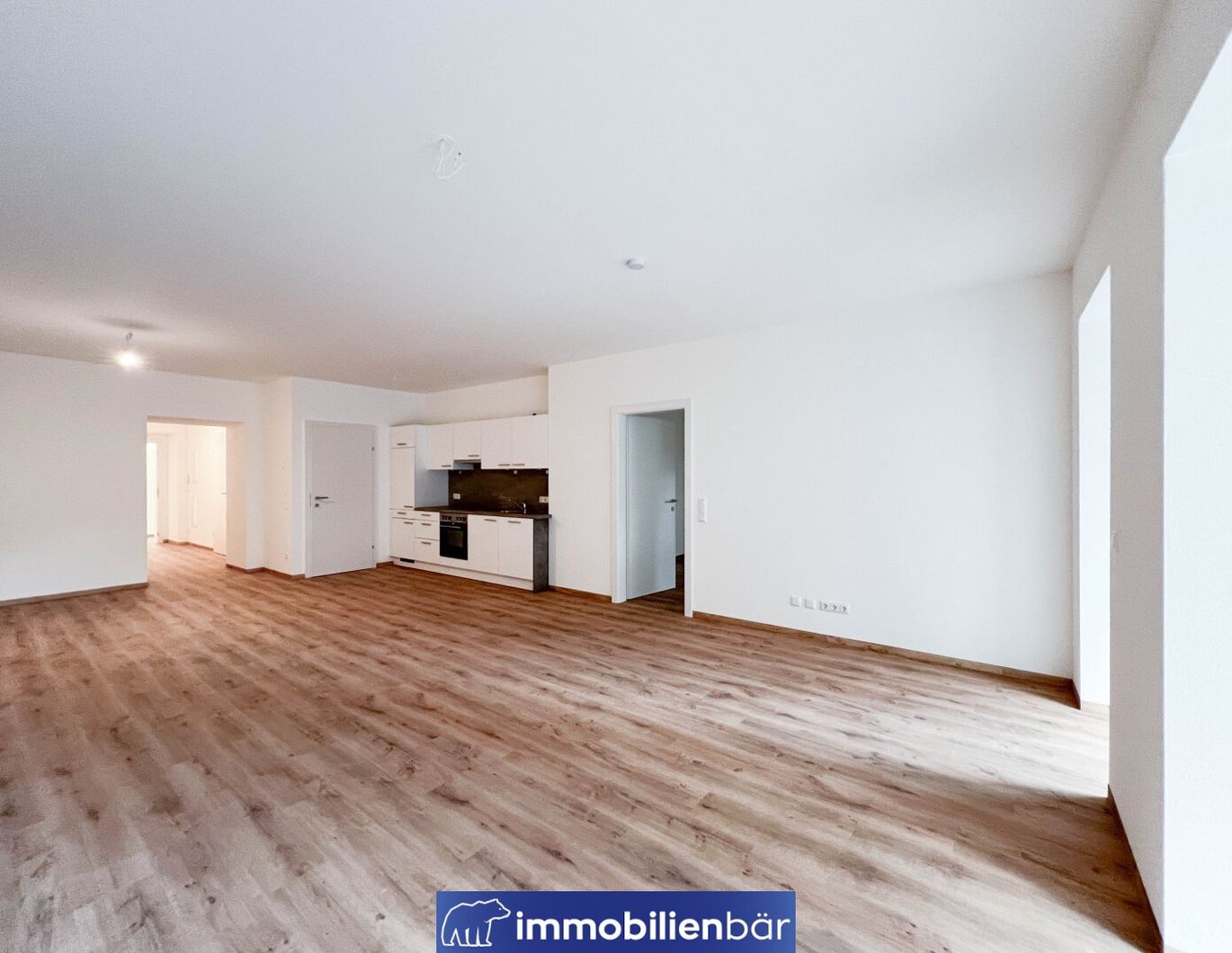 Charmante ca. 75m² große Gartenwohnung inkl. Küche - Top 2