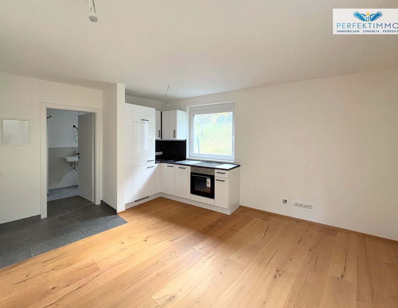 Hochwertige Neubau-Garconnière zum Erstbezug