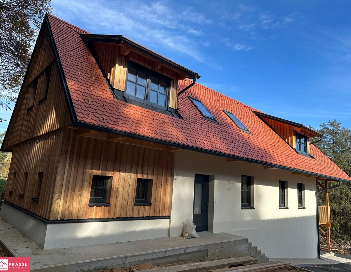 Erstbezug! Traumhaftes, vollsaniertes Haus in Stainz - 3 Schlafzimmer, Garten & Balkon! Jetzt mieten!