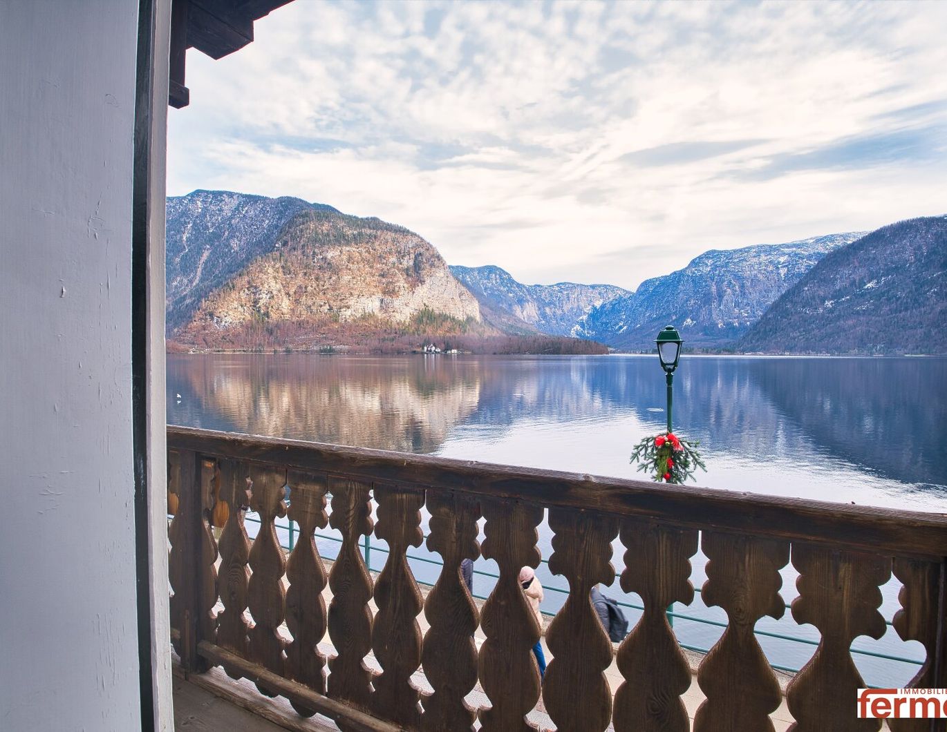 Exklusives Wohnen in idyllischer Lage mit Seeblick - Traumhaus in Hallstatt mit 7 Zimmern, Garten, Balkon und Stellplätzen.